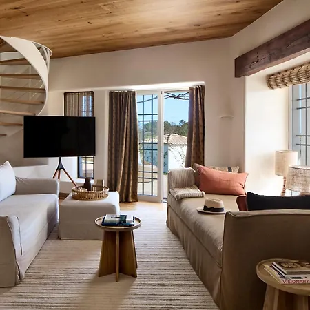 Casa Rosa Dos Ventos Guia (Faro)